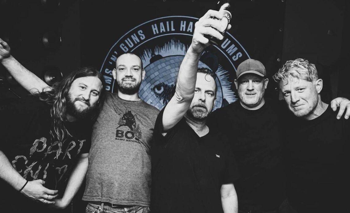 Nieuwe single Drums 'n' Guns "Gloria"