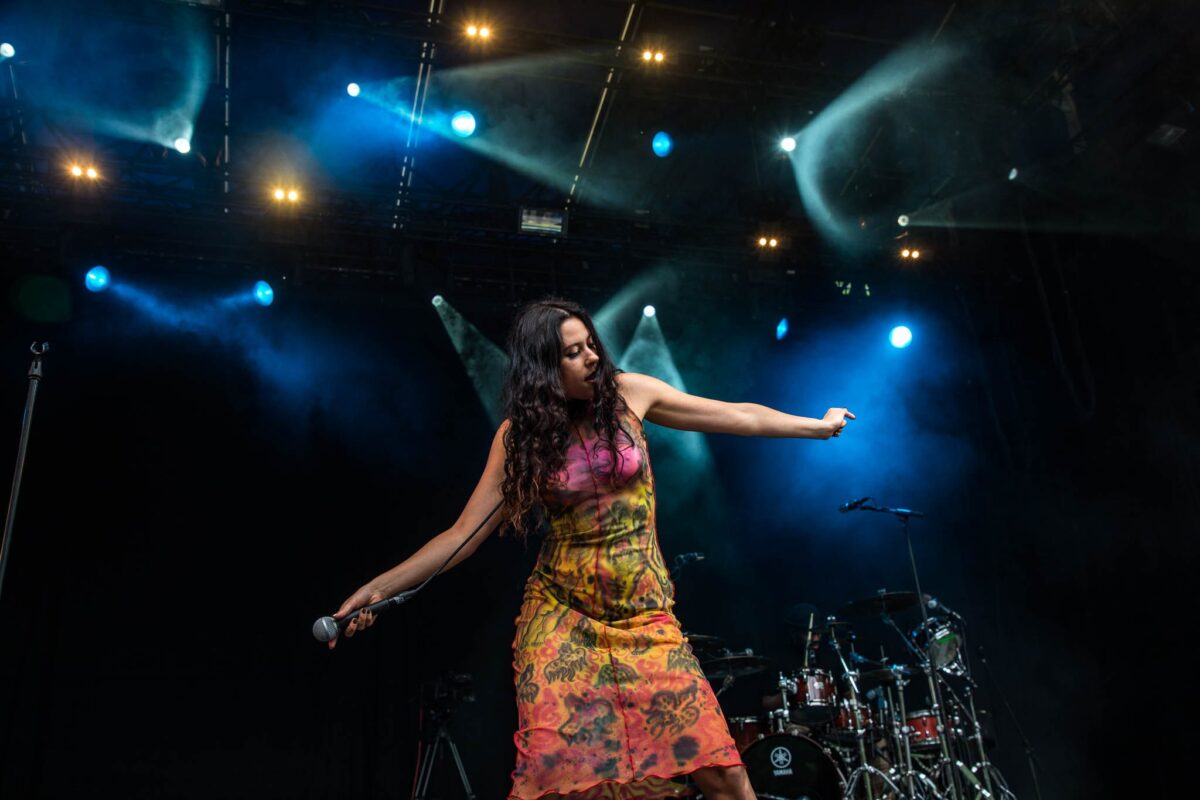 Yeni single ELIZA – “Midnight Rose”