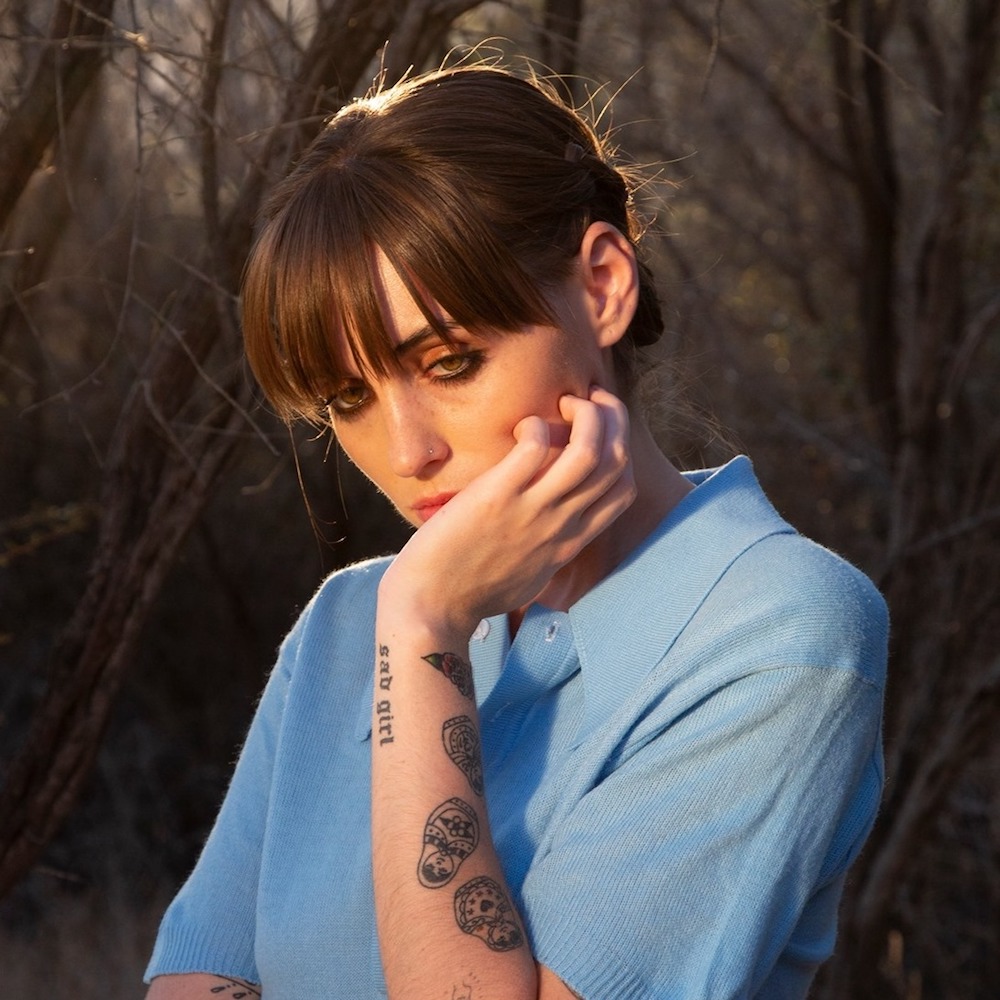 Nieuwe single Sasha Sloan "House With No Mirrors"