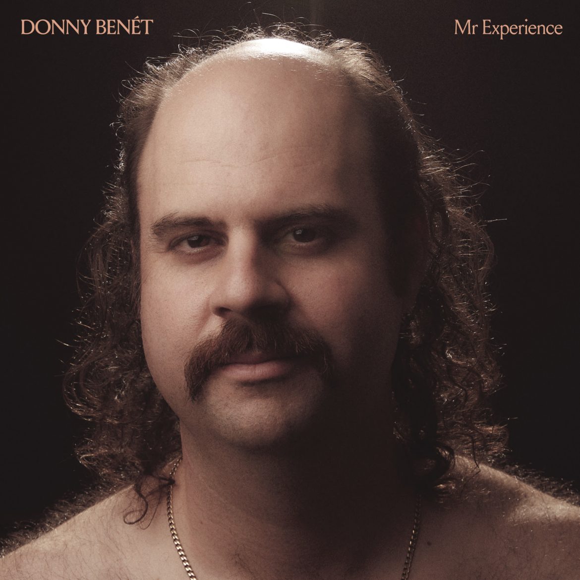 Donny Benét – Mr Experience (): Dolle eighties disco – Dansende Beren